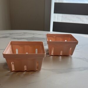 Peach Plastic Berry Basket Set - 2pcs
